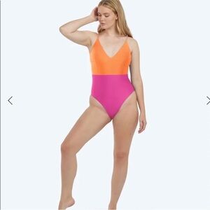Summersalt Pink Orange Wave One Piece Swimsuit Size 6
